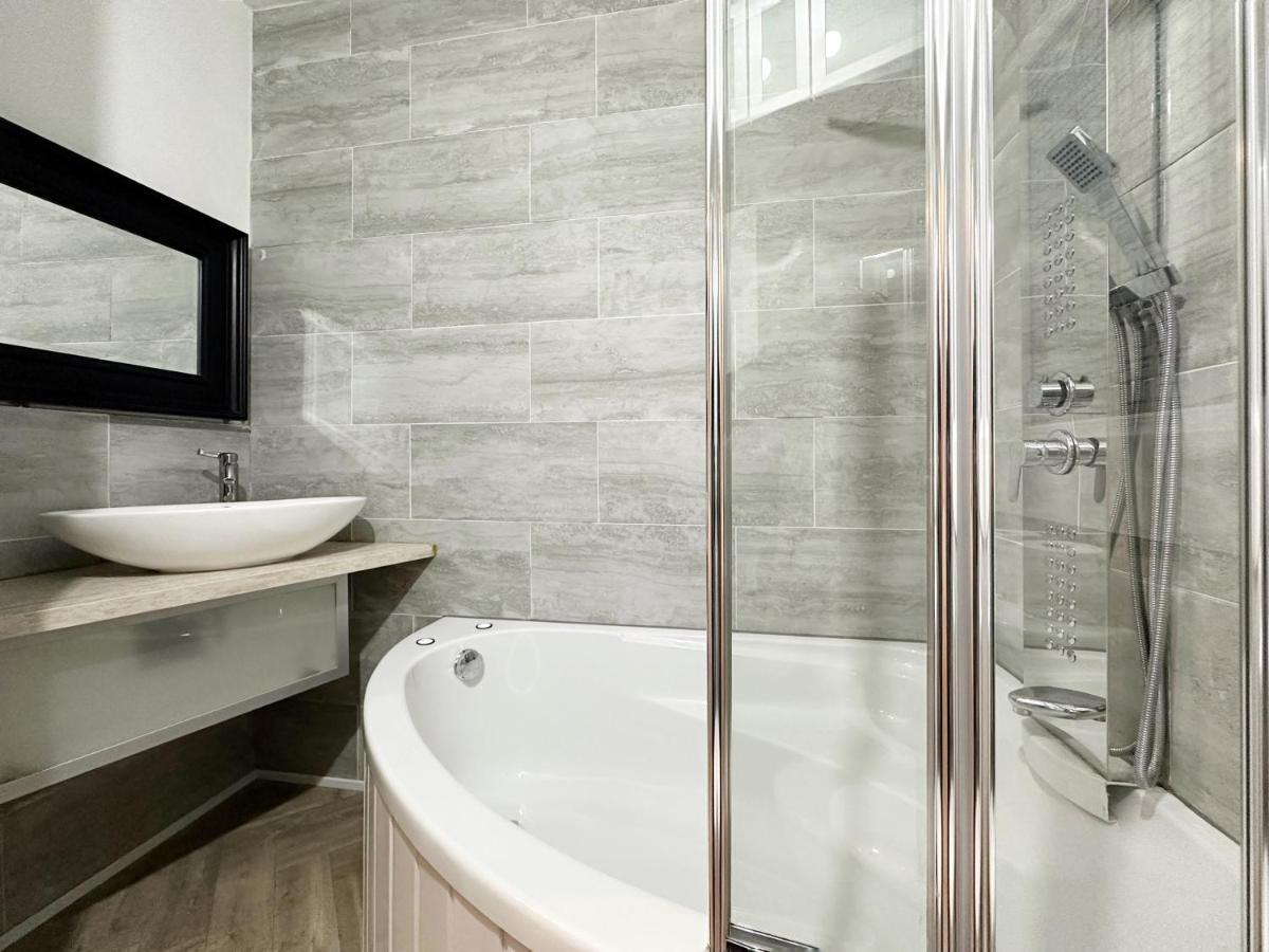 Hannah Place Near Finsbury Park - 4 Double Beds, Ideal For Families, Max 8 People London Exteriör bild